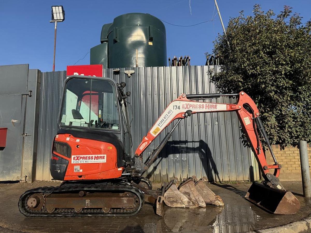 Used Kubota U27-4 2.7t Mini Excavator