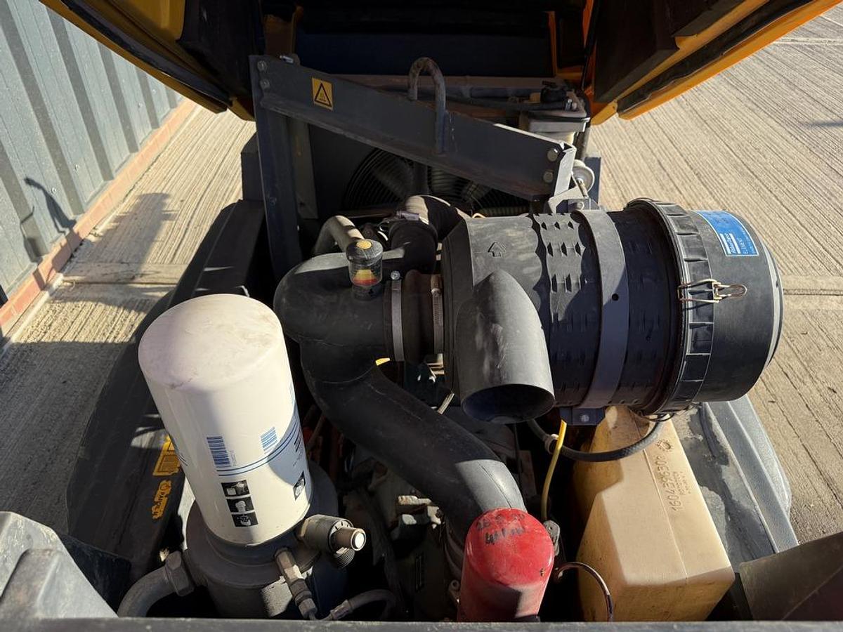 Used Atlas Copco XAS67 3.6 m3/min Compressor