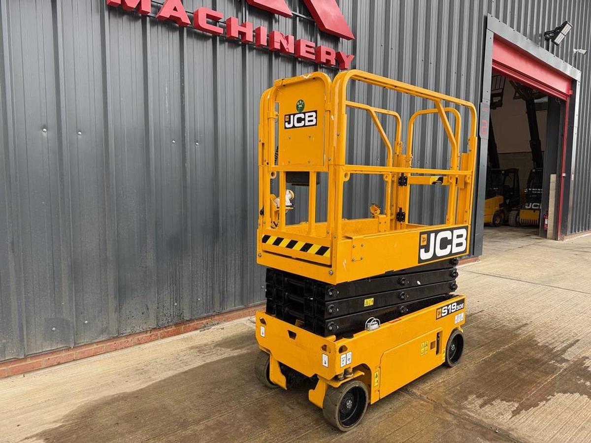 Used JCB S1930E 8m Electric Scissor Lift