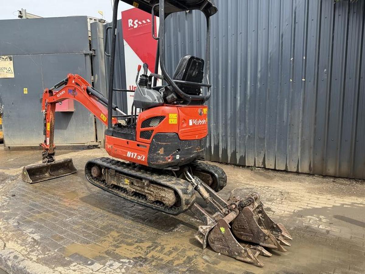 Used KUBOTA U17-3