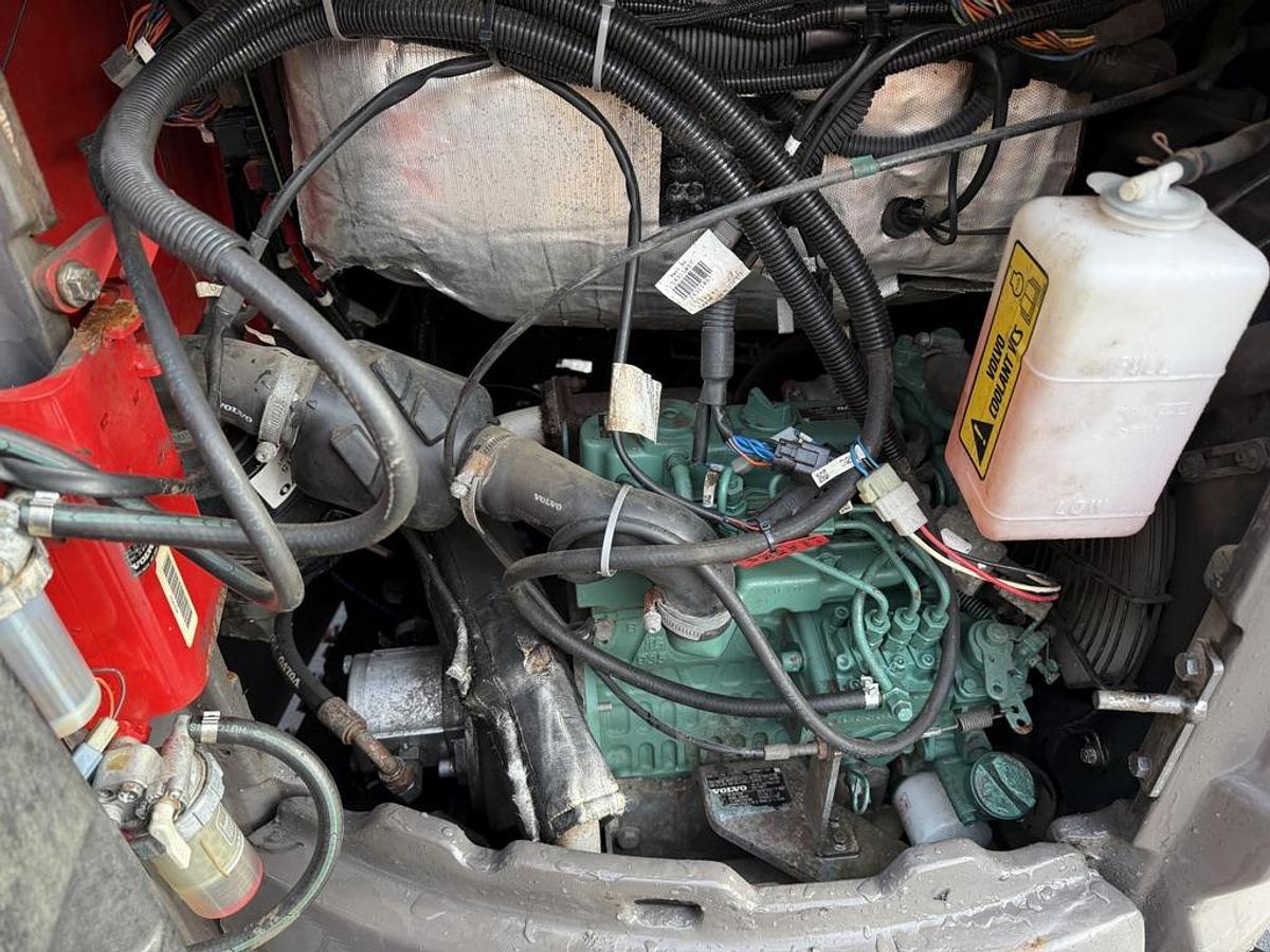 Used Volvo EC18E 1.8t Mini Excavator