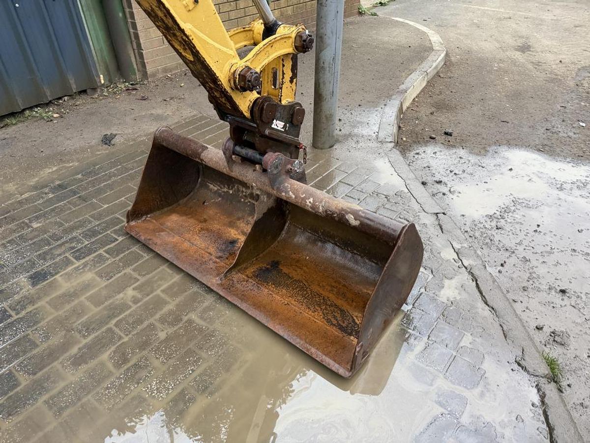 Used Caterpillar 302.7D CR 2.8t Mini Excavator