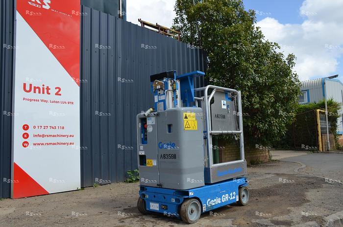 Used GENIE GR-12