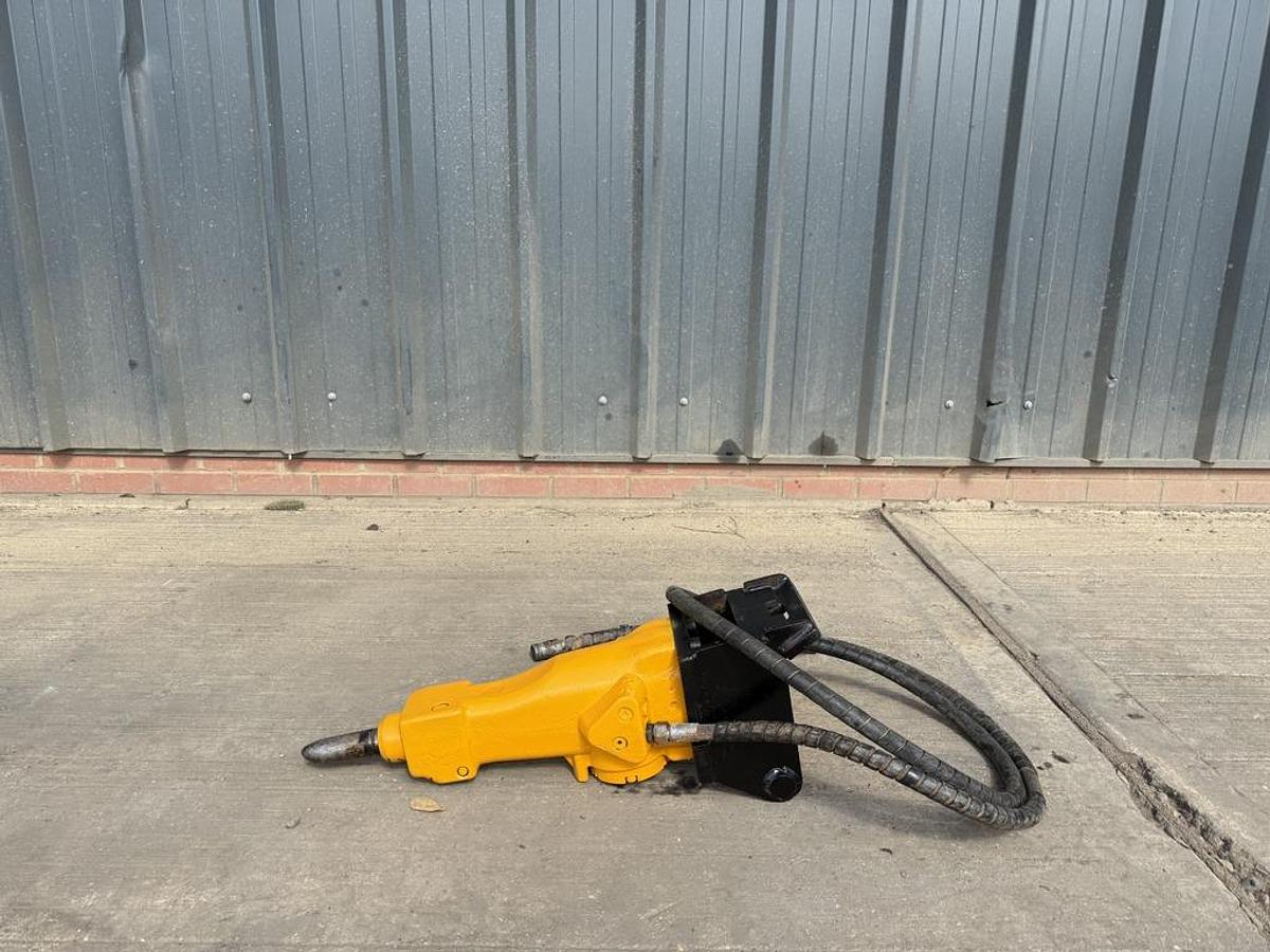 Used Epiroc SB 52 0,7 - 1,1 t Hydraulic Breaker