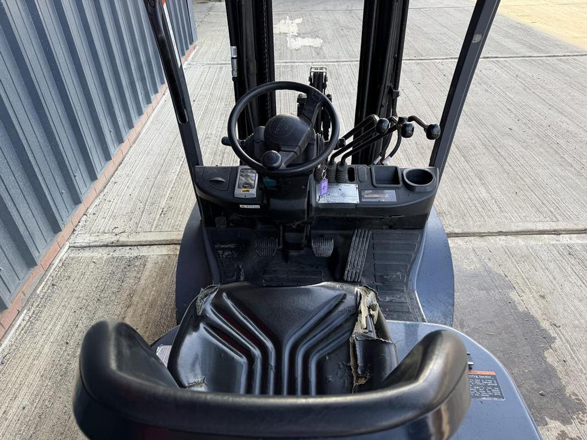 Used Toyota Tonero 2.5t LPG Forklift