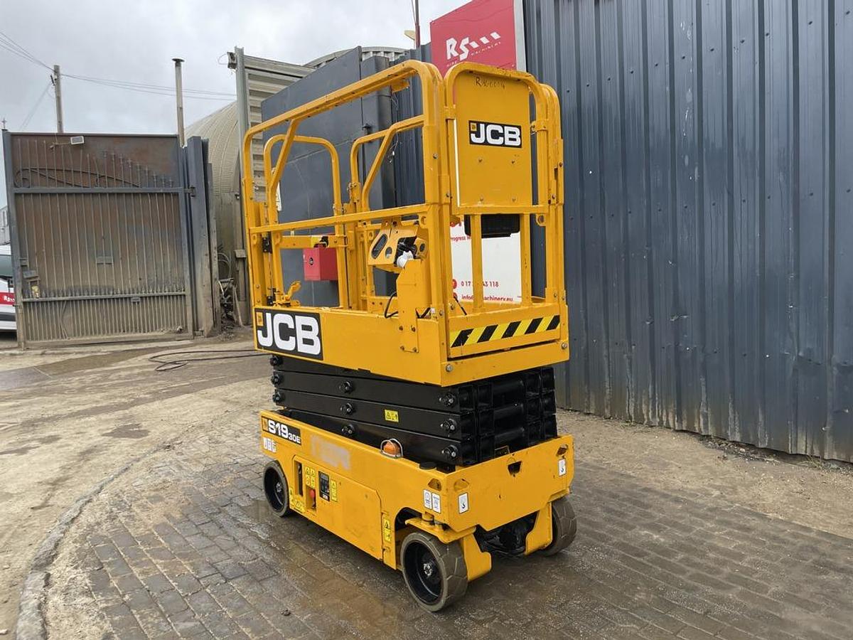 Used JCB S1930E 8m Electric Scissor Lift