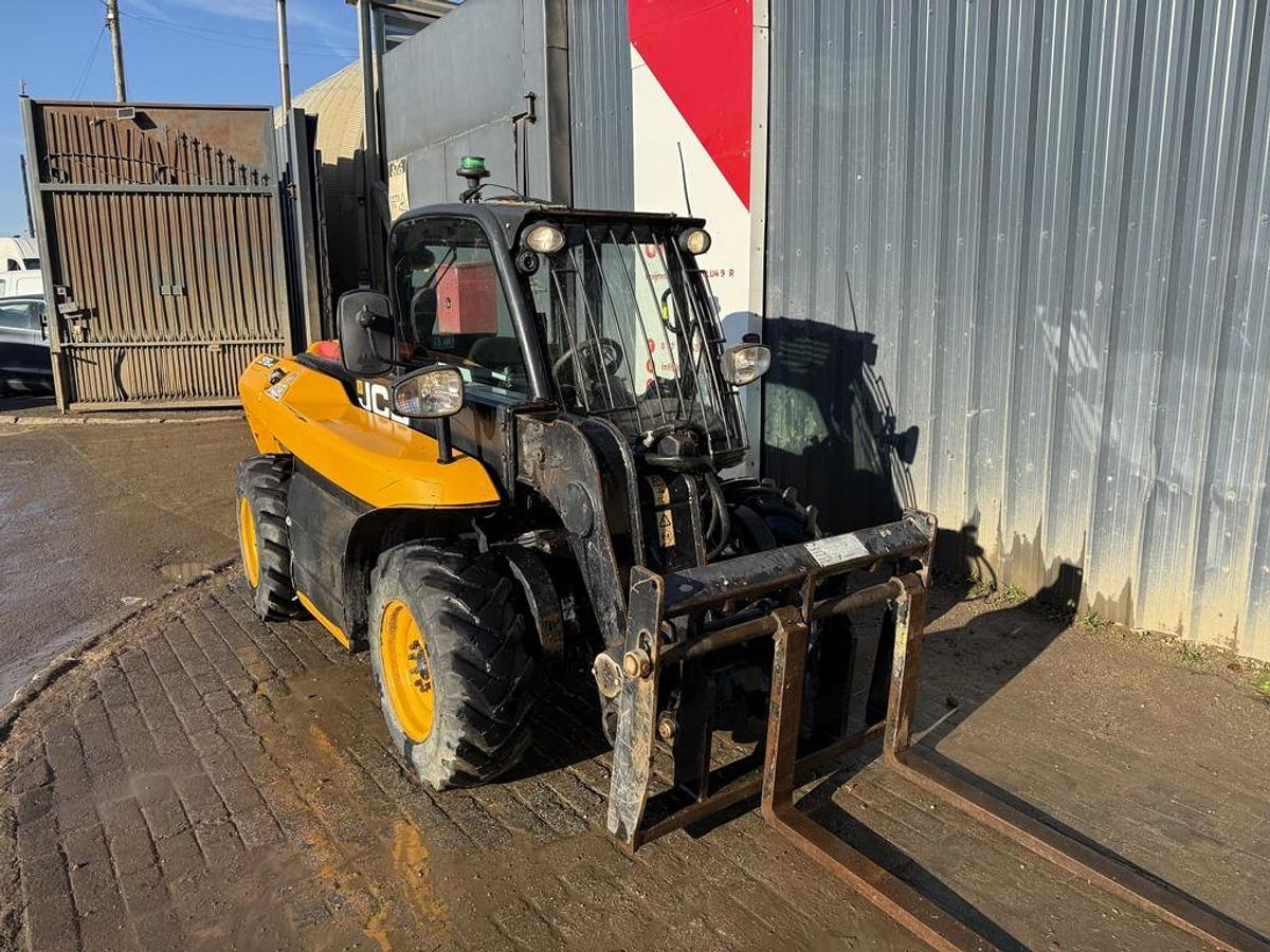 Used JCB 516-40 4m Telehandler
