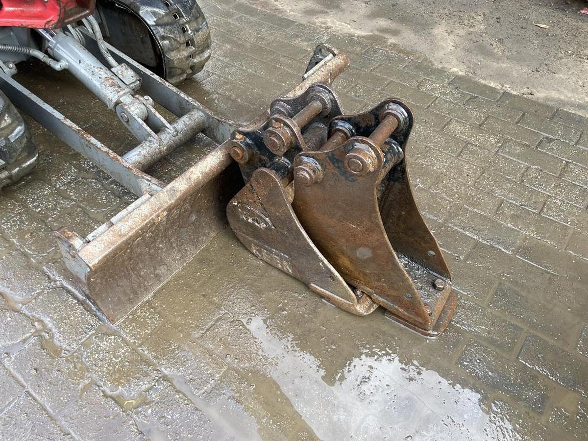 Used Takeuchi TB216 1.8t Mini Excavator