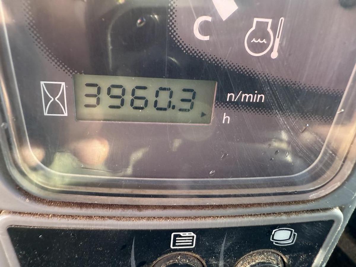 Used Kubota U27-4 2.7t Mini Excavator