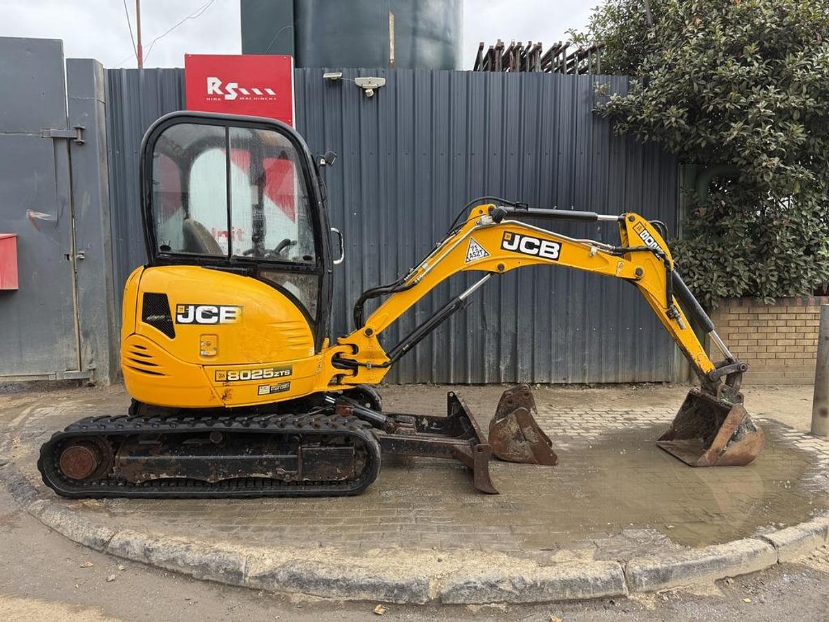 Used JCB 8025 ZTS 2.9t Mini Excavator