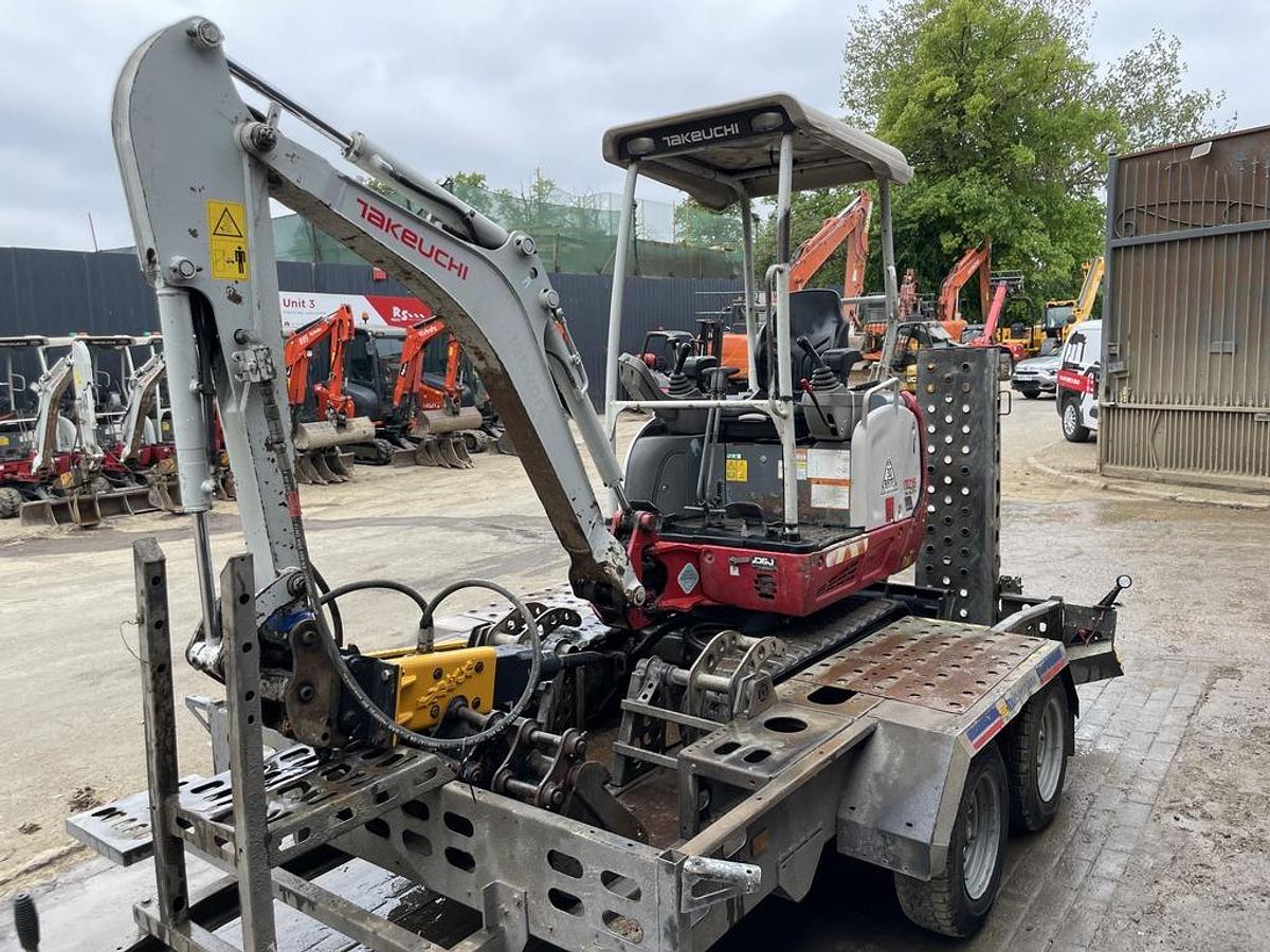 Used Takeuchi TB216 Mini Excavator + Breaker + Trailer