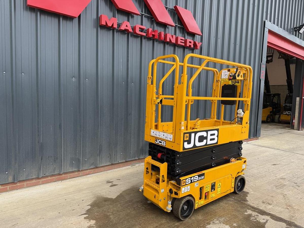 Used JCB S1930E 8m Electric Scissor Lift