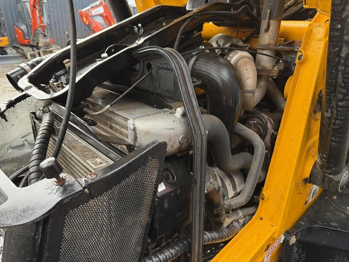 Used JCB 3CX Compact Backhoe Loader