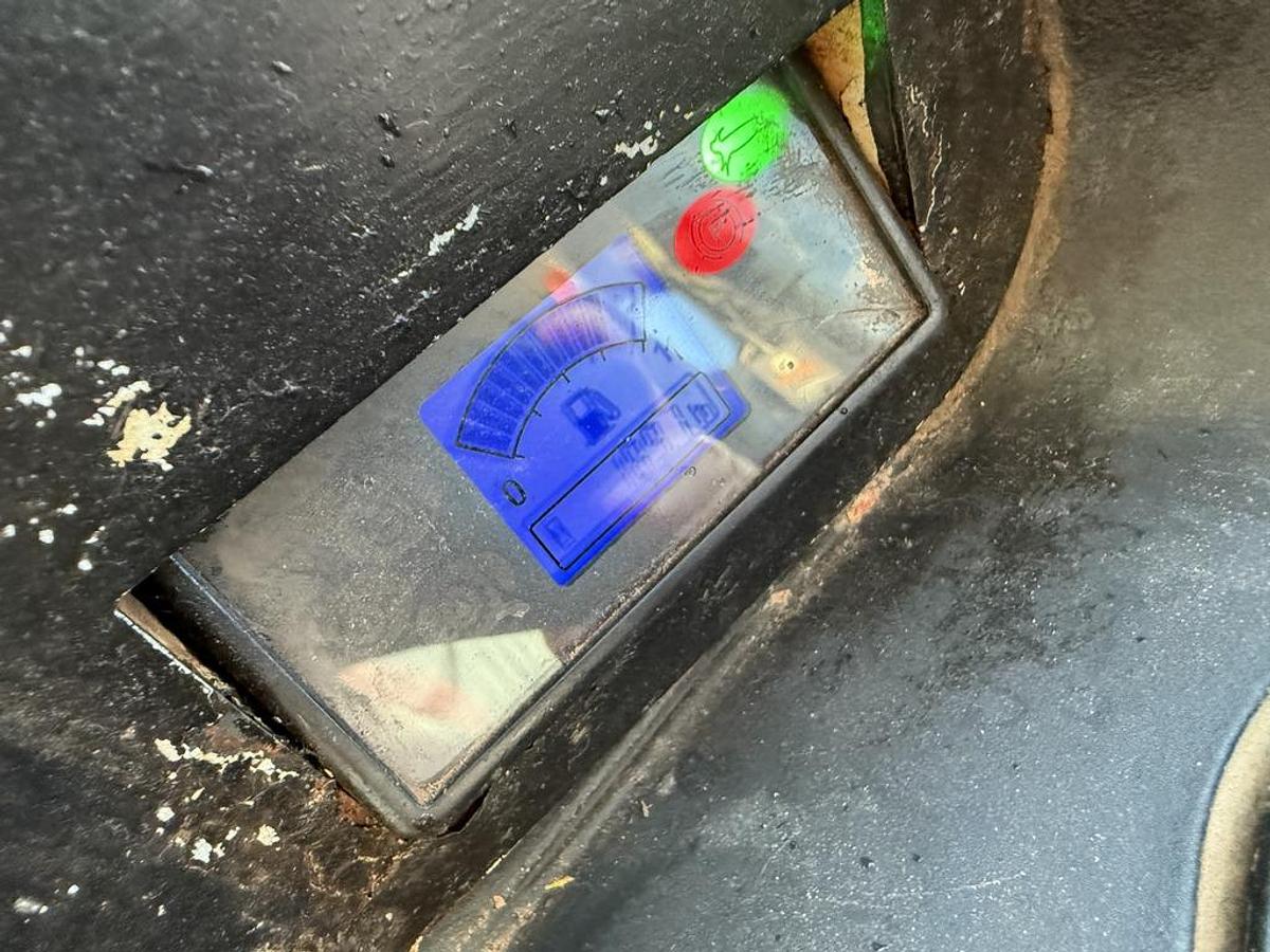 Used JCB 520-40 2t 4m Telehandler