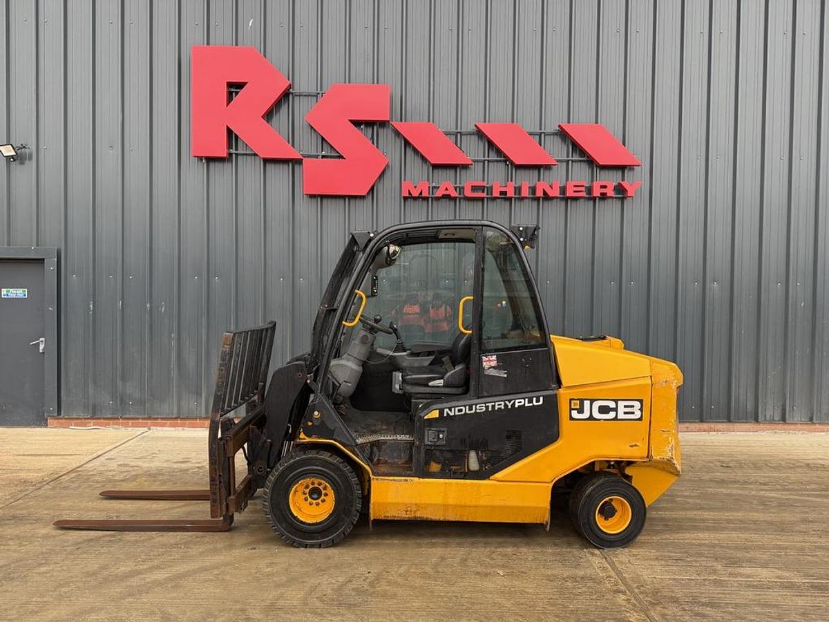 Used JCB Teletruk 30-19D 3t 4.4m Telehandler