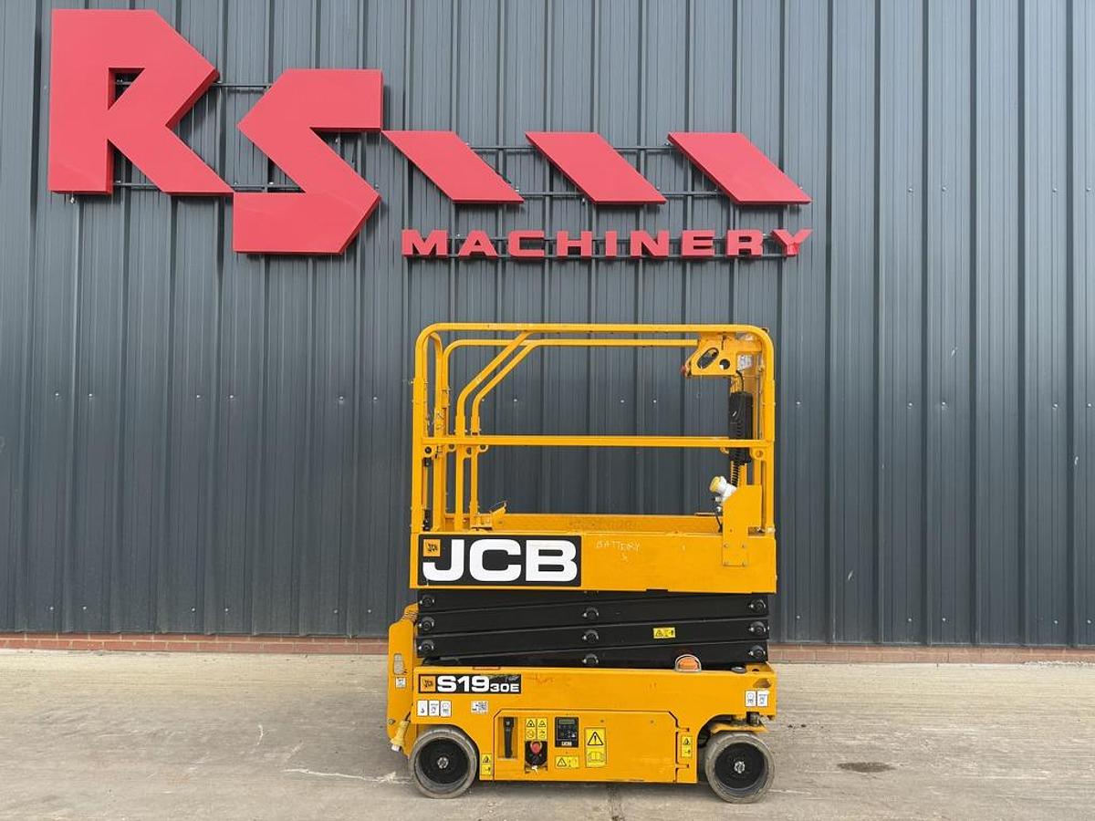 Used JCB S1930E 8m Electric Scissor Lift