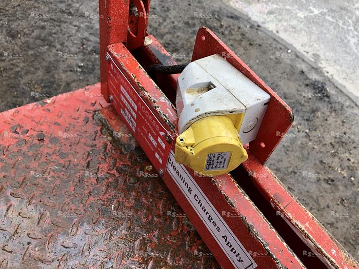 Used SKYJACK SJ III 3219