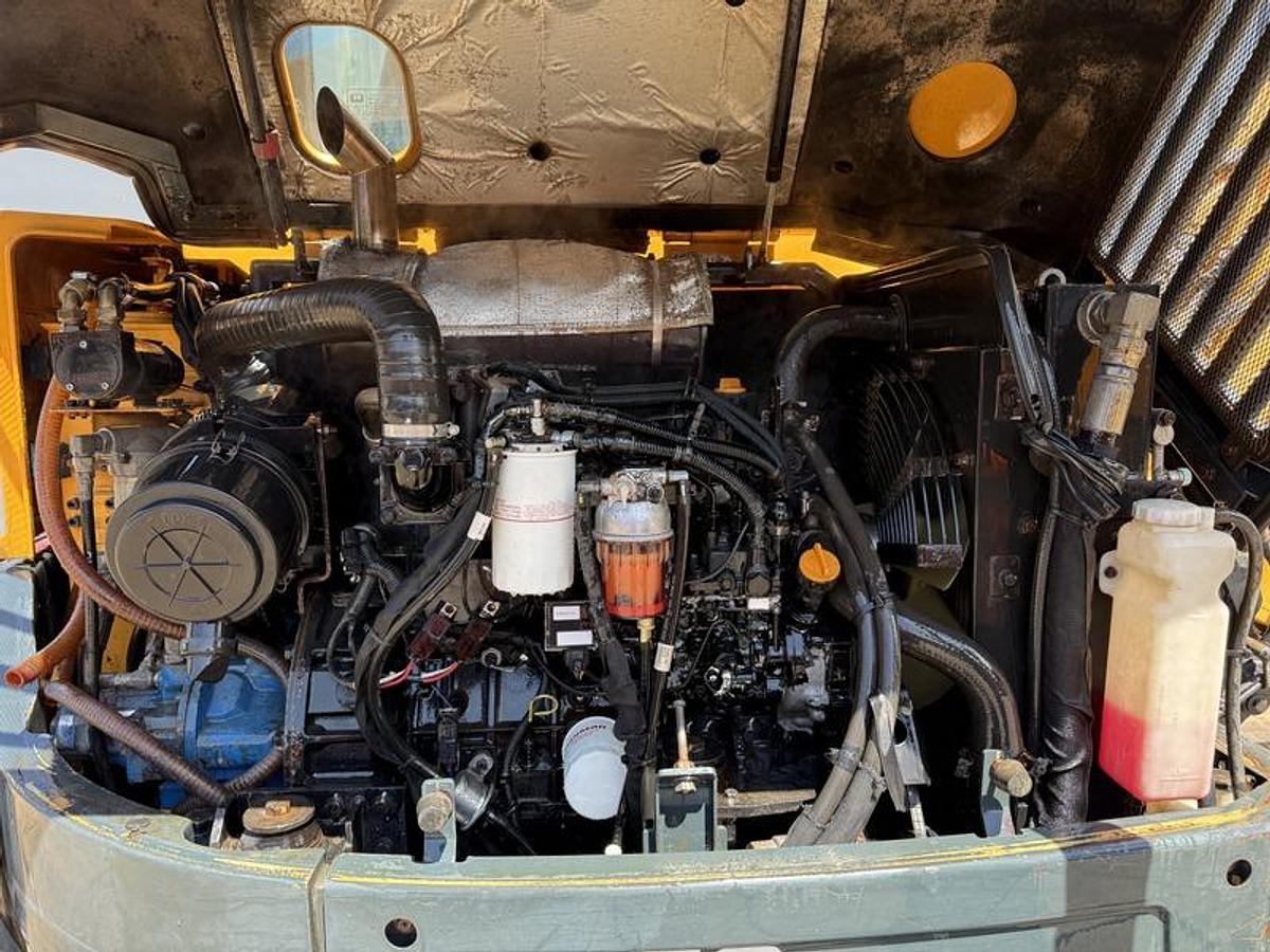 Used HYUNDAI ROBEX 60CR-9