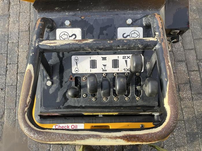 Used JCB Dumpster HTD5 Mini Dumper