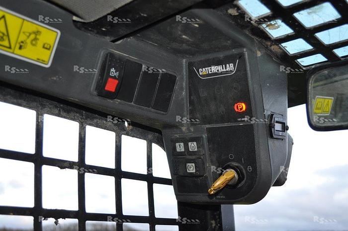 Used CATERPILLAR 216 B3