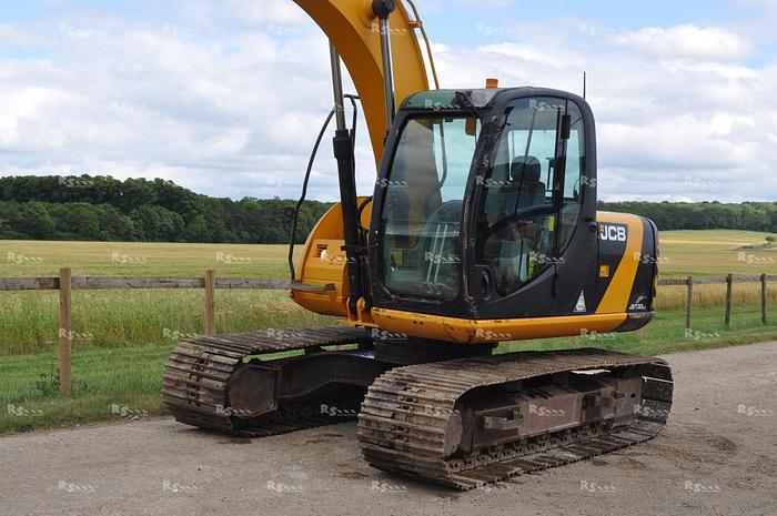 Used JCB JS130 LC