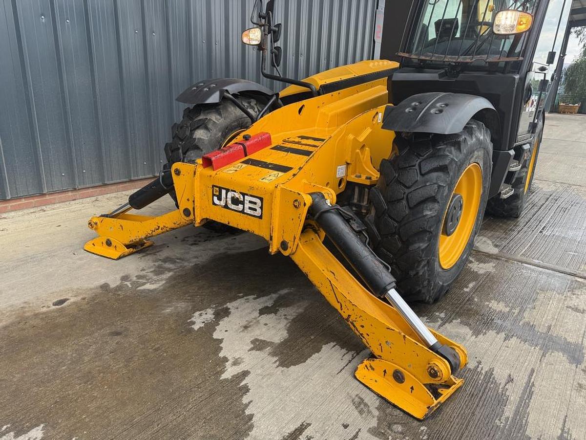 Used JCB 540-140 14m Telehandler