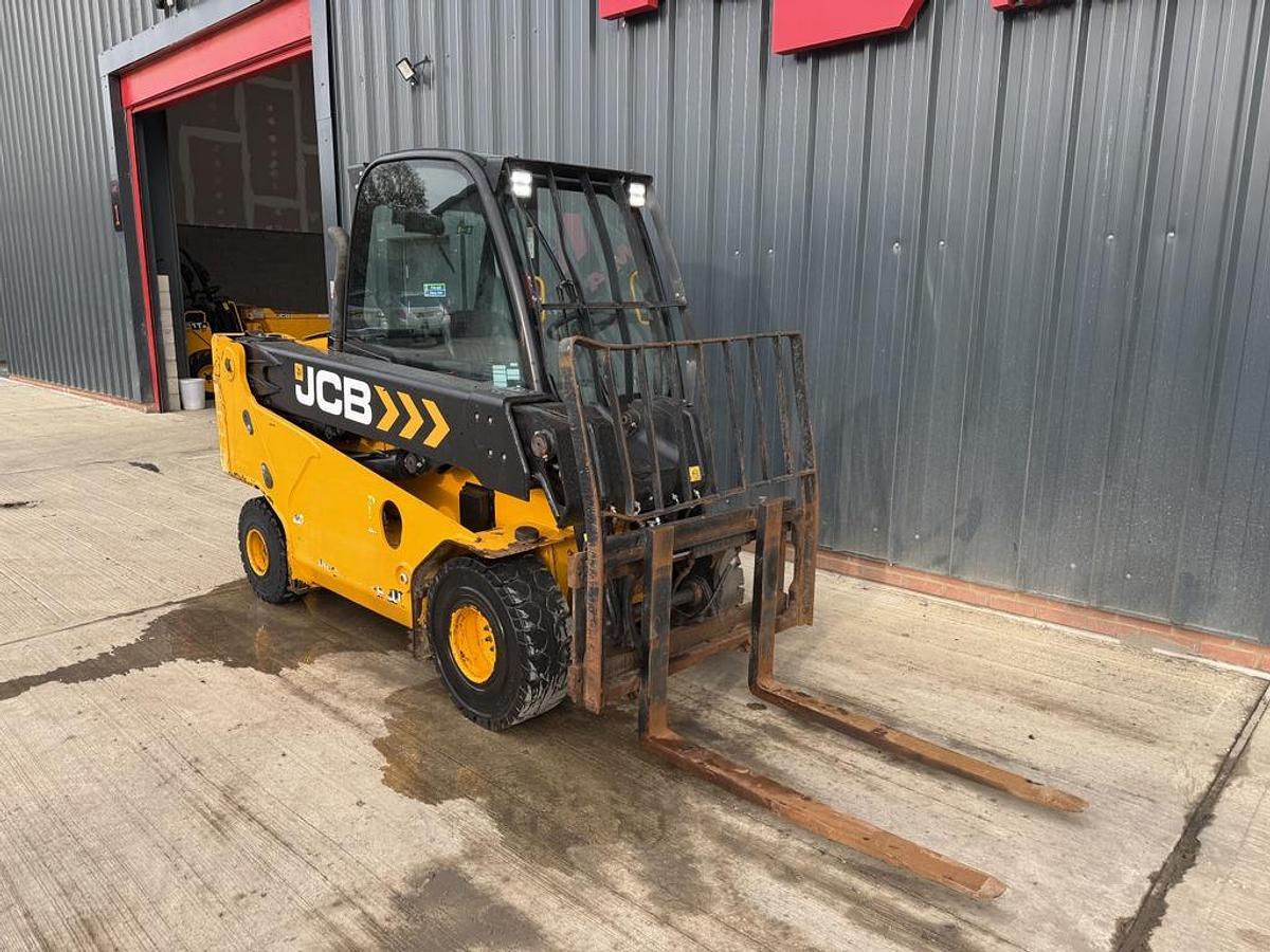 Used JCB Teletruk 30-19D 3t 4.4m Telehandler