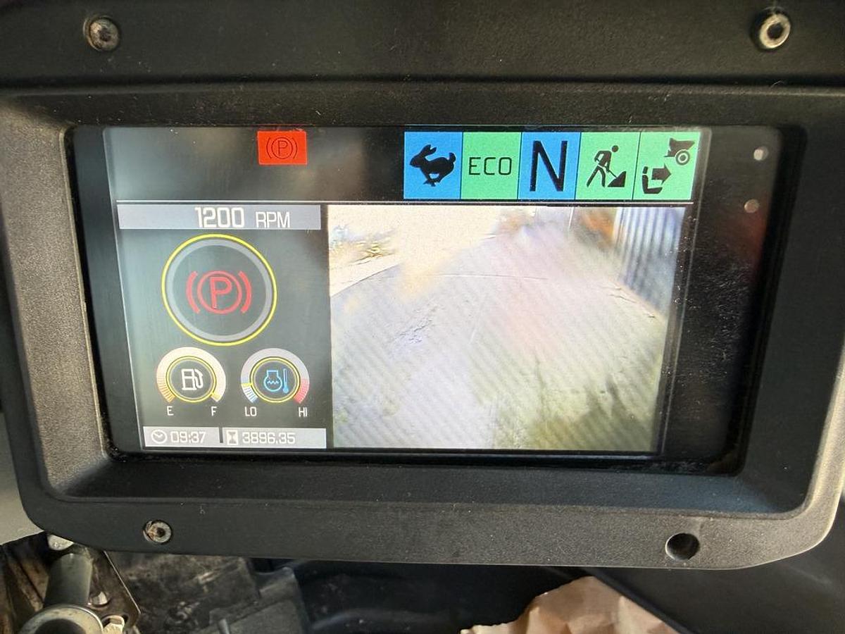 Used Wacker Neuson DV90 9t Dual View Swivel Dumper