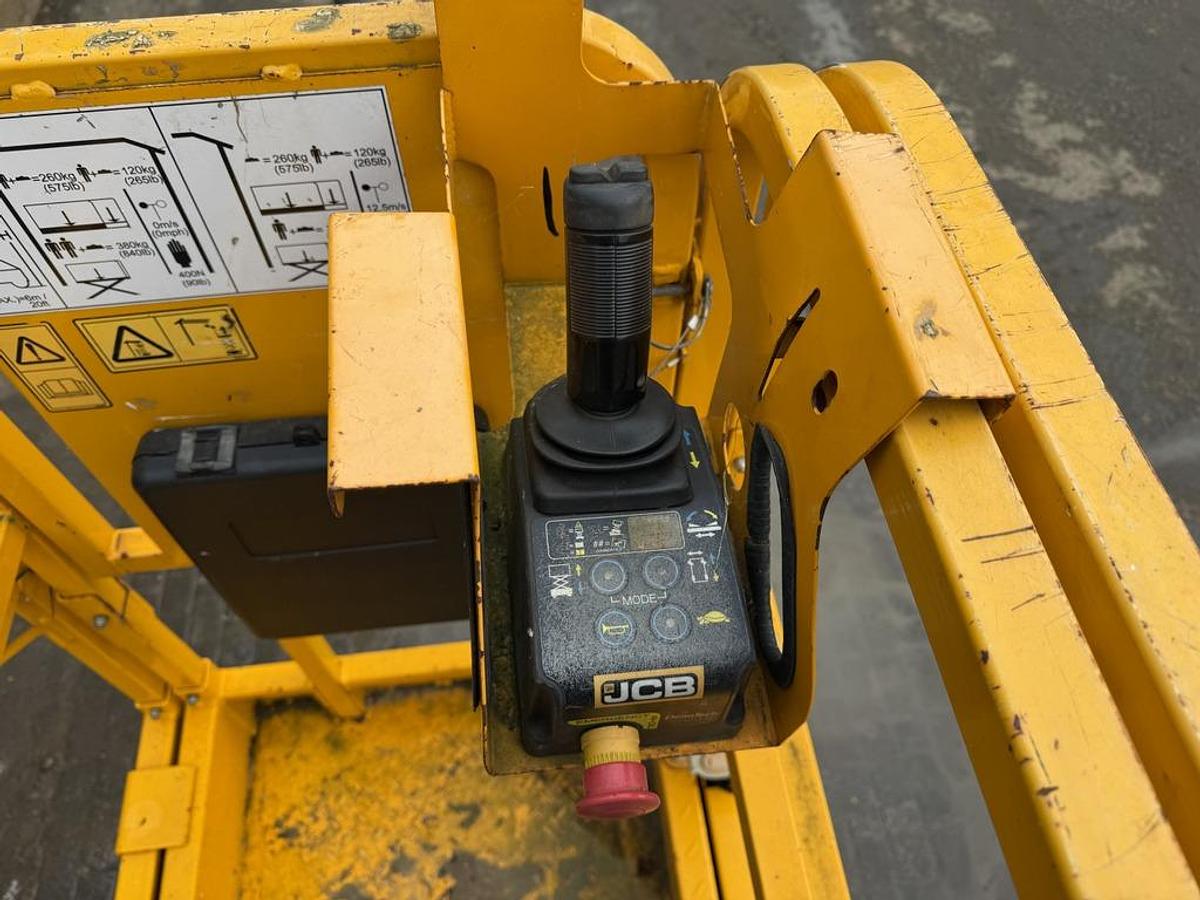 Used JCB S2032E 8m Electric Scissor Lift