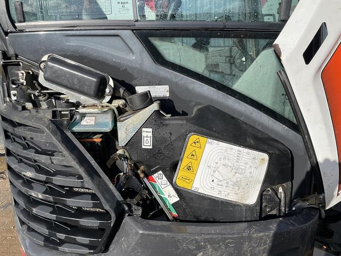 Used Bobcat E26 2.6t Mini Excavator