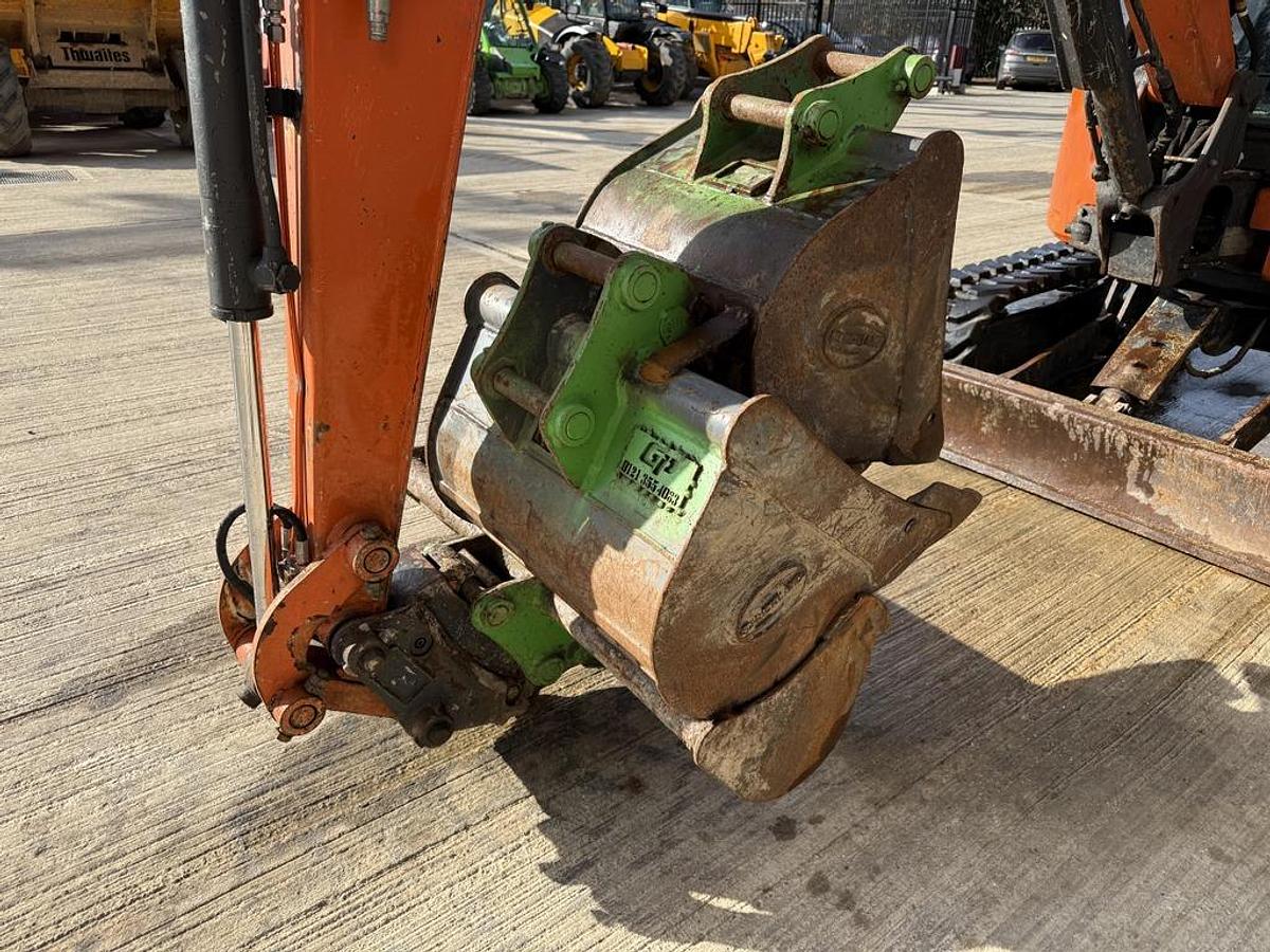 Used Hitachi ZX26 U-6 2.7t Mini Excavator