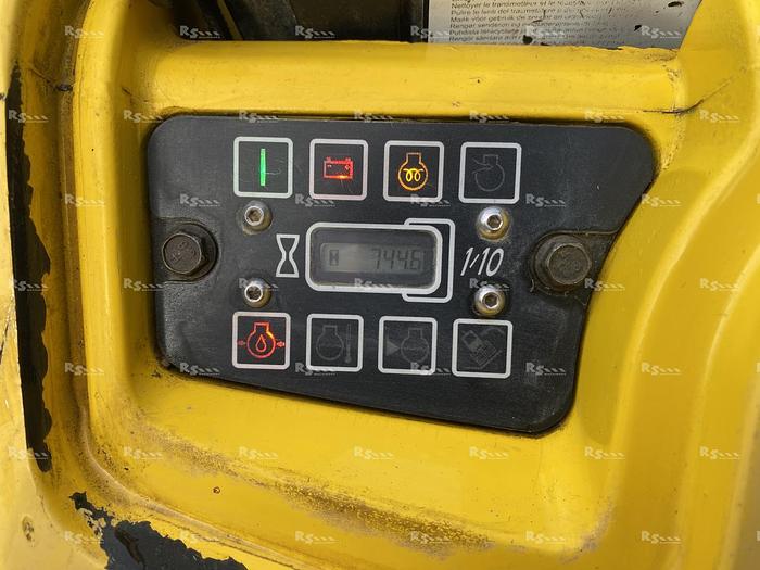 Used WACKER NEUSON RT82-SC2
