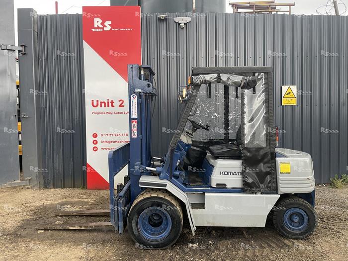 Used KOMATSU FD20 T-11E