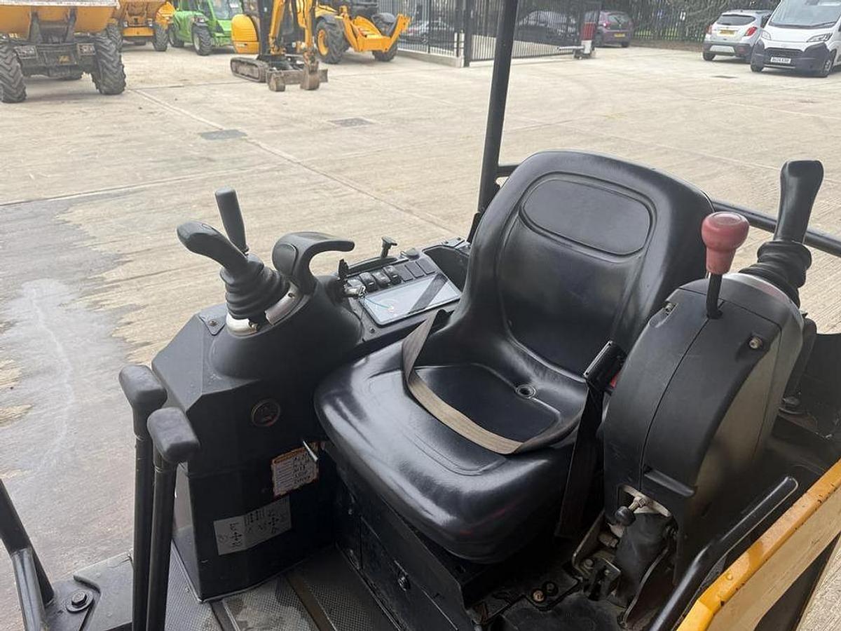 Used JCB 15C-1 1.5t Mini Excavator + New Trailer