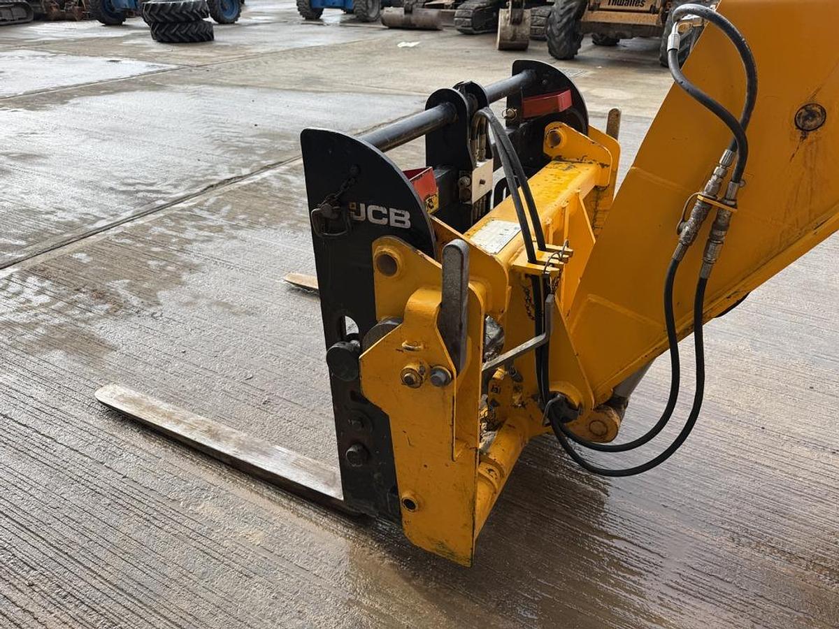 Used JCB 540-140 14m Telehandler