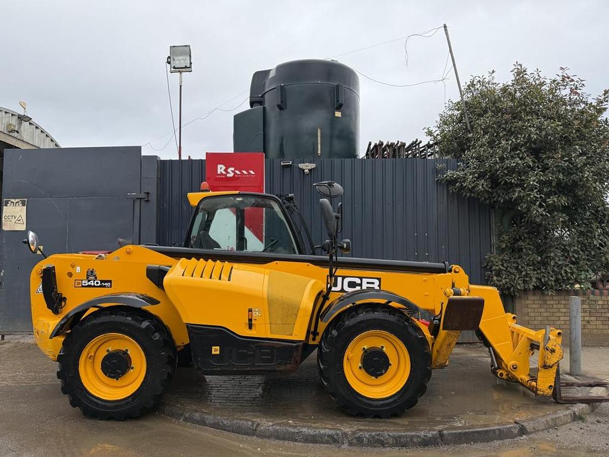 Used JCB 540-140 14m Telehandler