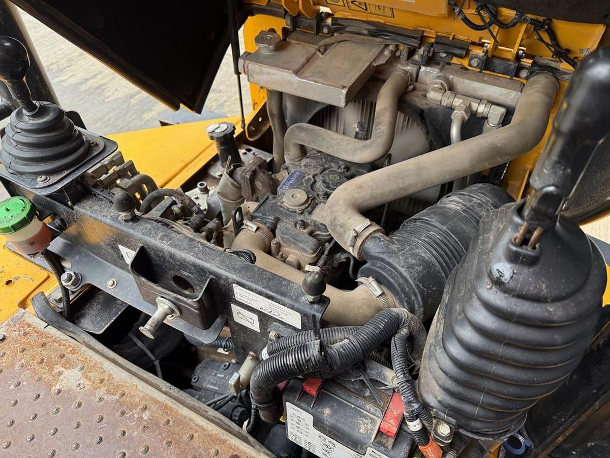 Used JCB 3T-2 ST 3t Swivel Dumper