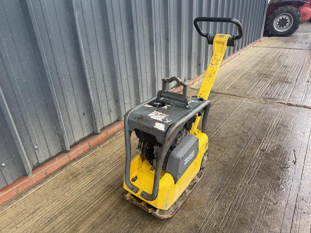 Used Wacker Neuson DPU2540H 160kg Plate Compactor