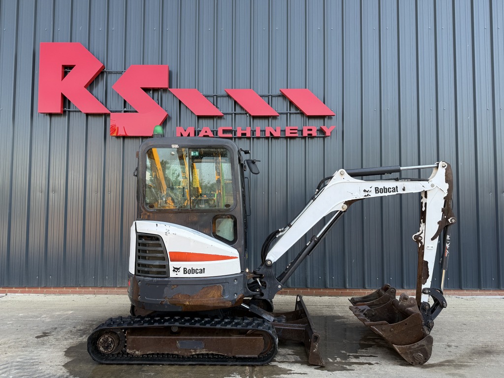 Used Bobcat E26 2.6t Mini Excavator