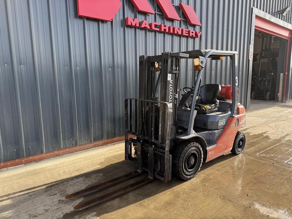 Used Toyota Tonero 2t LPG Forklift