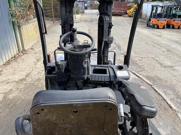Used Caterpillar DP25N 2.5t Diesel Forklift
