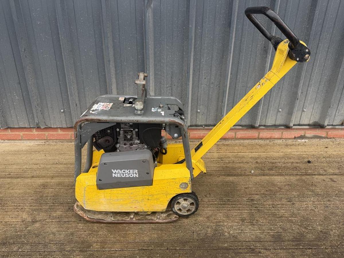 Used Wacker Neuson DPU2540H 160kg Plate Compactor