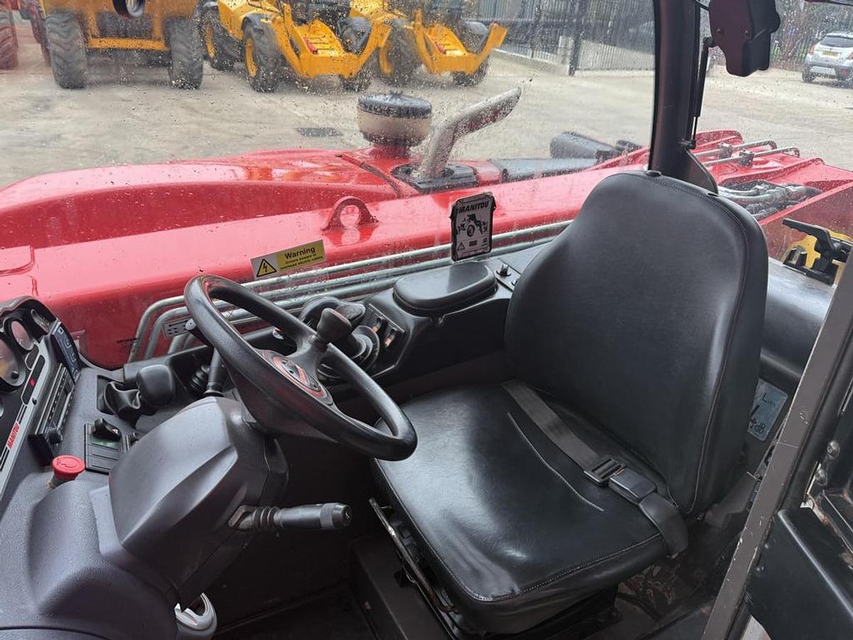 Used Manitou MT 732 7m Telehandler