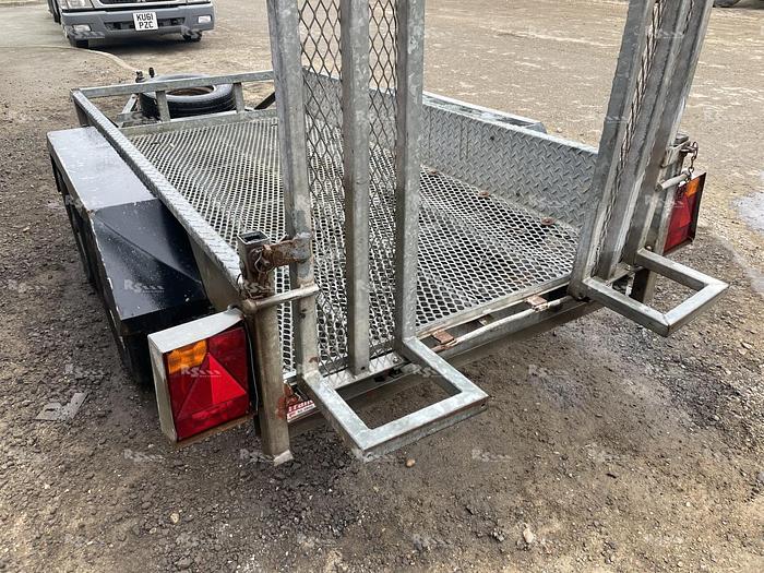 Použitý INDESPENSION TRAILER