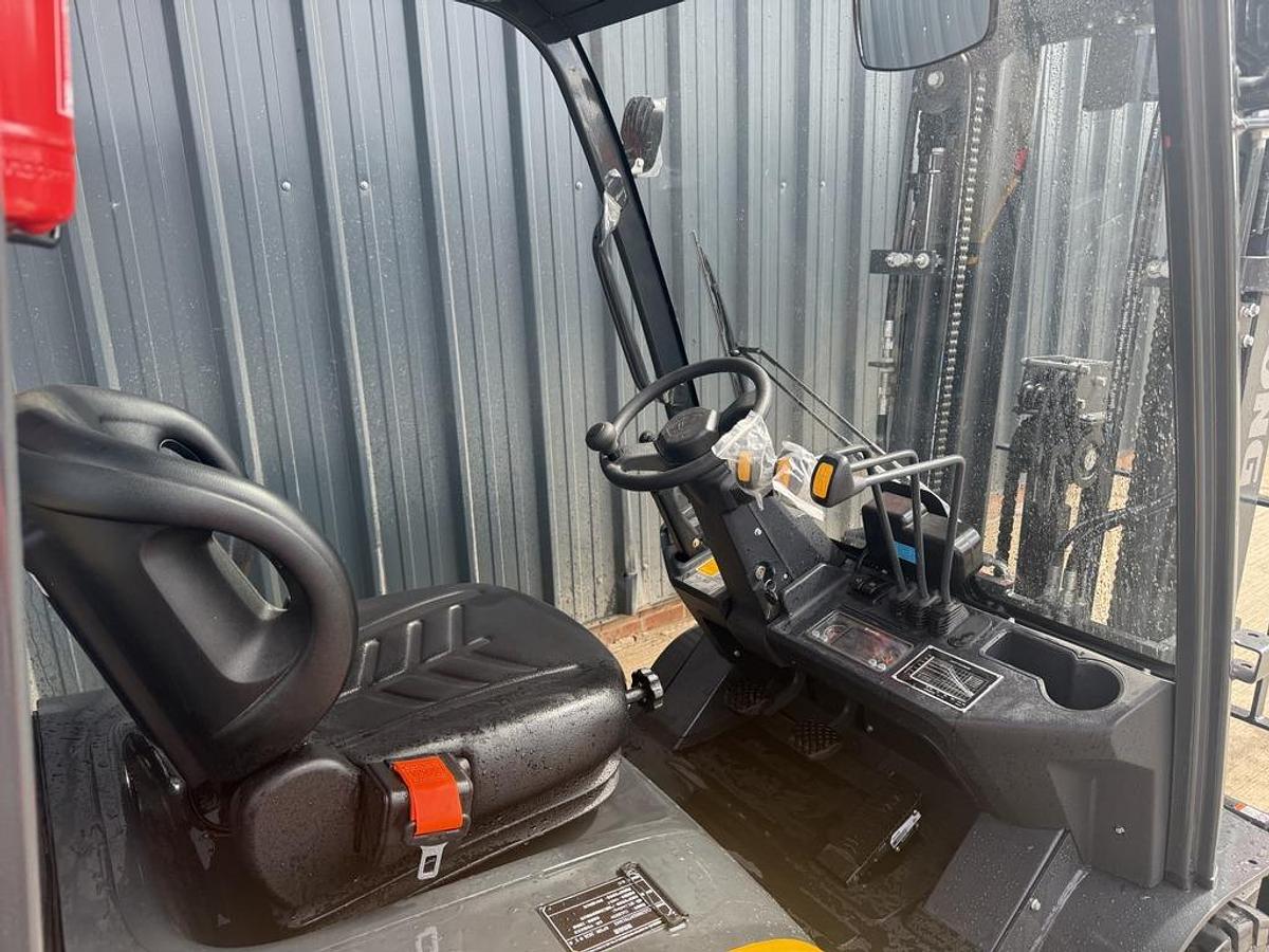Used LiuGong CLG2025H 2.5t Diesel Forklift