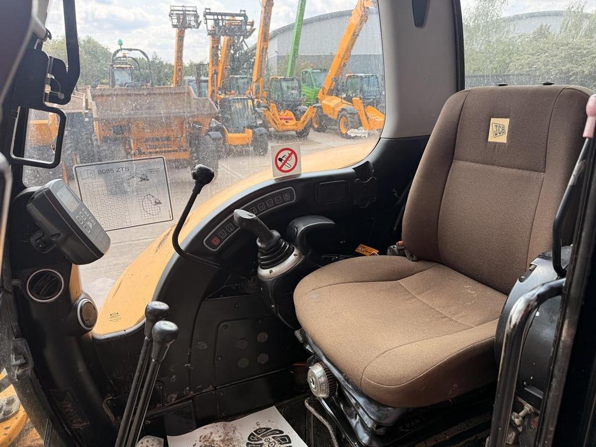 Used JCB 8085 ZTS 8t Mini Excavator
