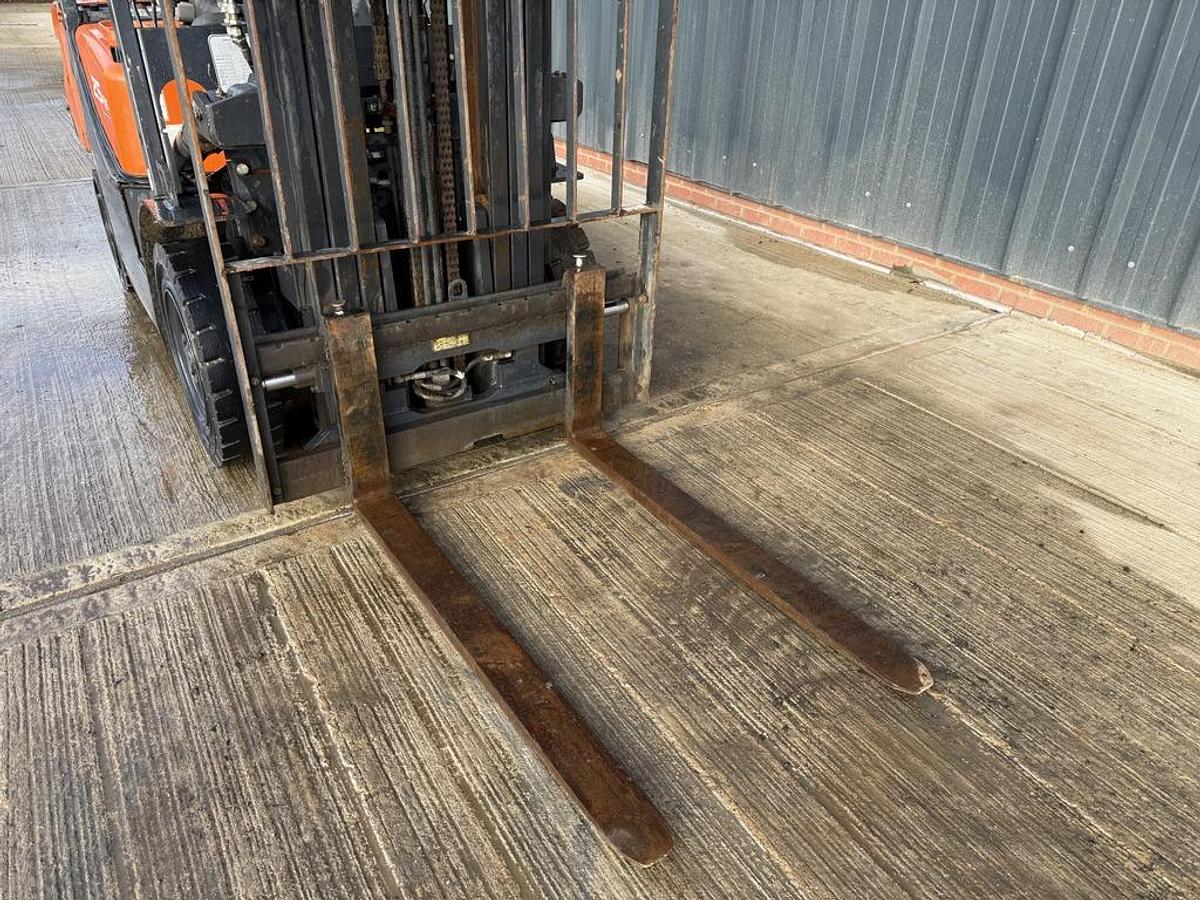Used Doosan D25 GP 2.5t Diesel Forklift