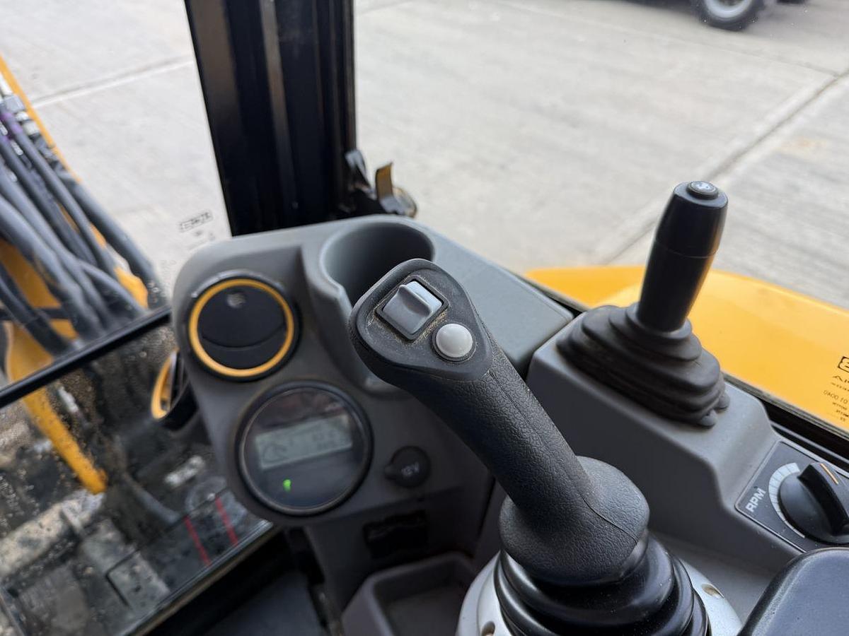Used 2022 JCB 36C-1