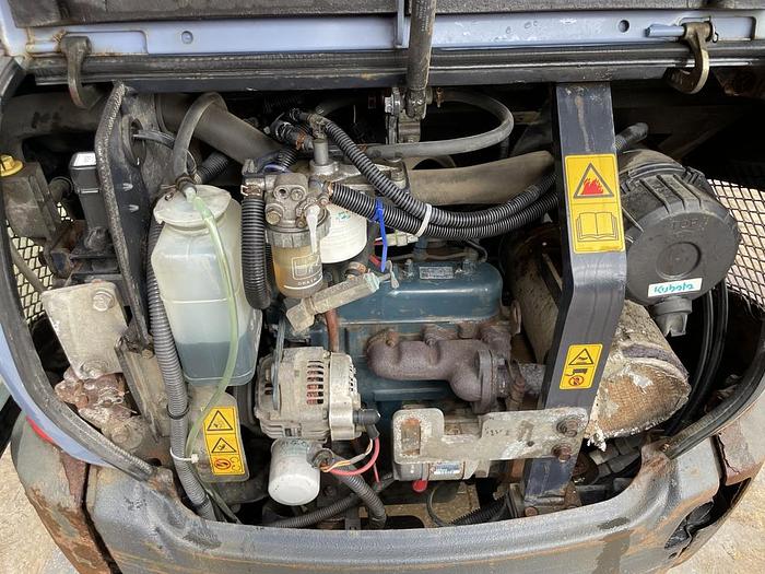 Used KUBOTA KX016-4