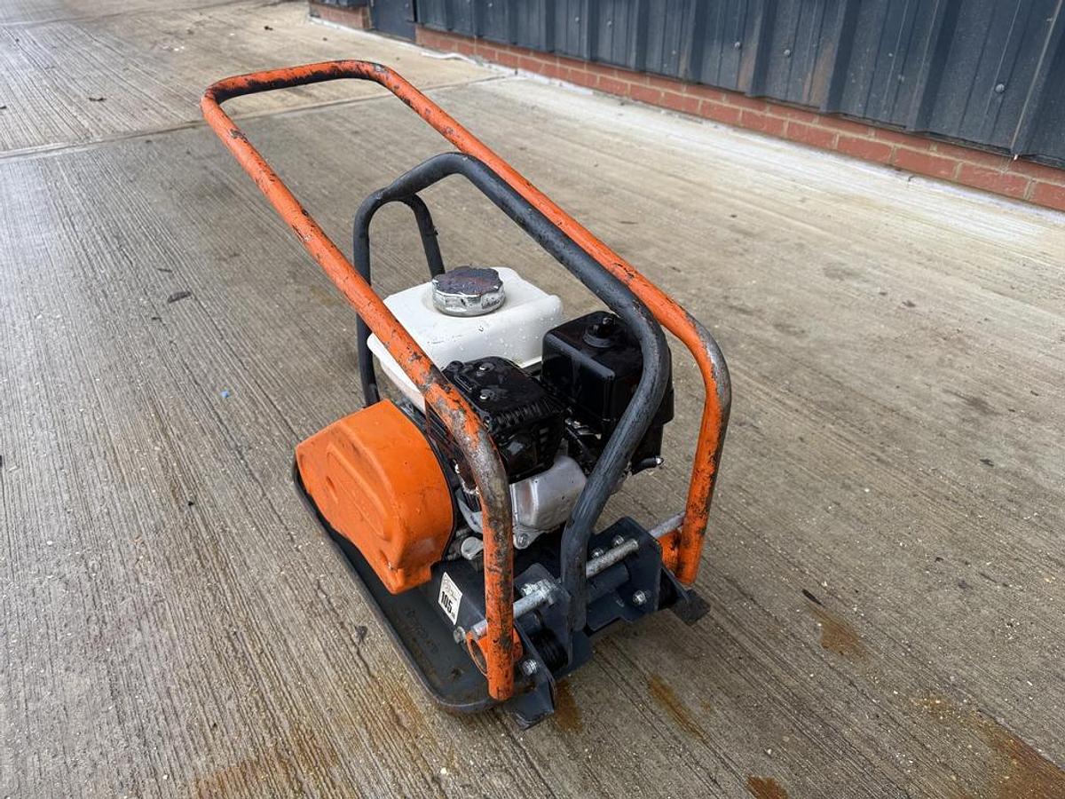 Used Belle PCLX 32 62kg Plate Compactor